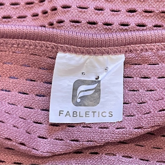 Fabletics Women’s Pink Long Sleeve Compression T-Shirt Activewear Top Size Large - Picture 15 of 15